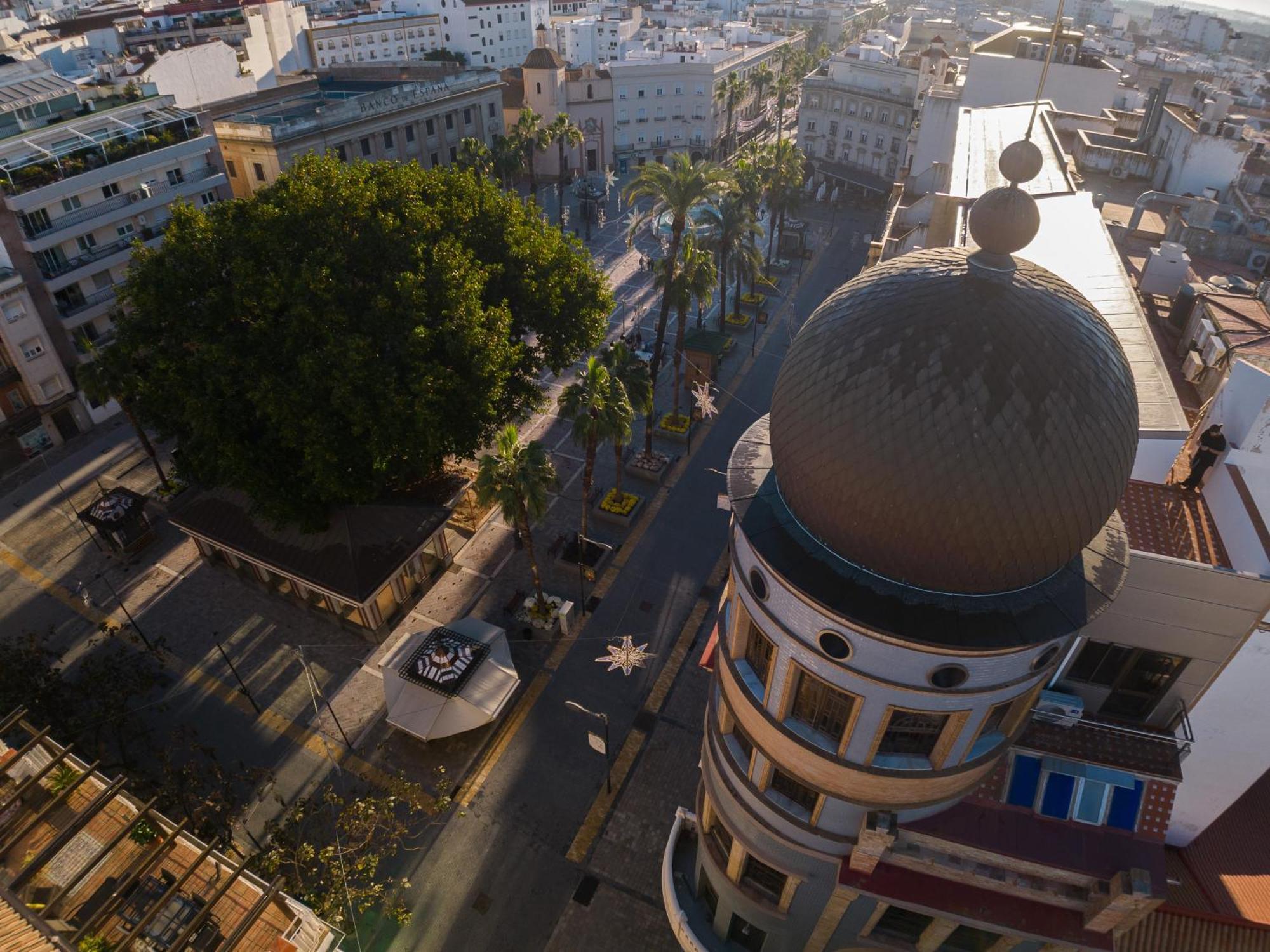 Conjunto De Apartamentos Antiguo Palacio Hotel Paris Huelva Luaran gambar